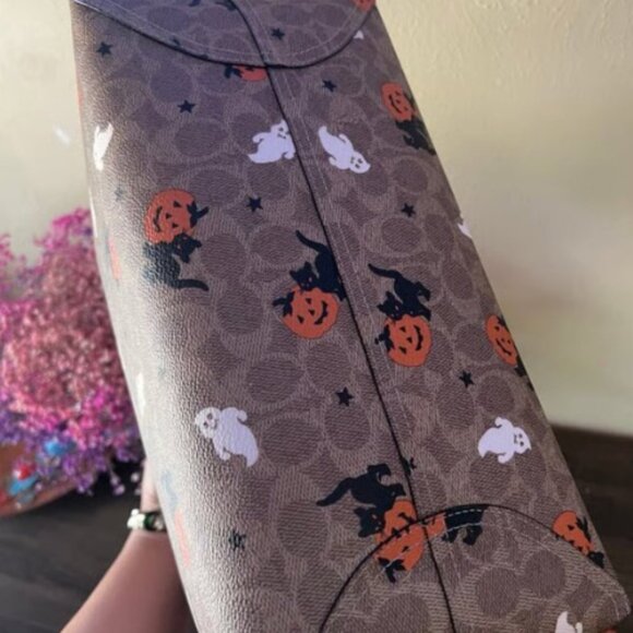 NWT Coach City Tote In Signature Canvas With Halloween Print CW450 - Picture 8 of 9